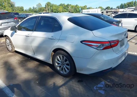 2018 Toyota Camry Le из США, поврежденный, VIN JTNB11HK7J3022655